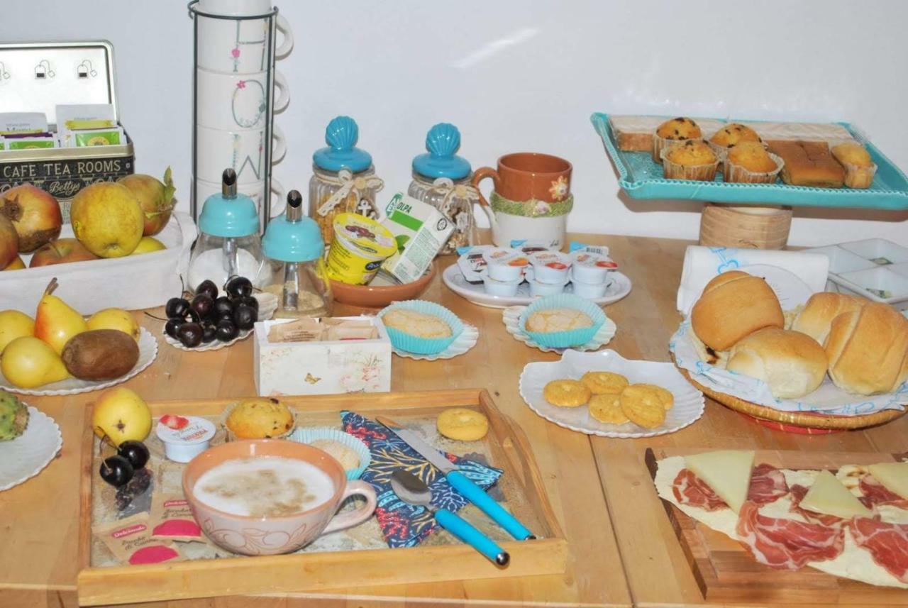 A.C. Le Pavoncelle Bed and Breakfast Assemini Exterior foto
