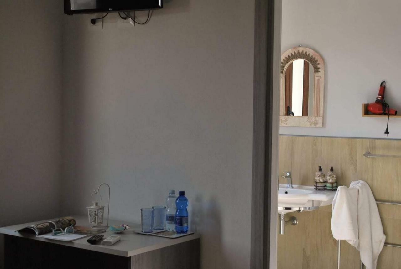 A.C. Le Pavoncelle Bed and Breakfast Assemini Exterior foto